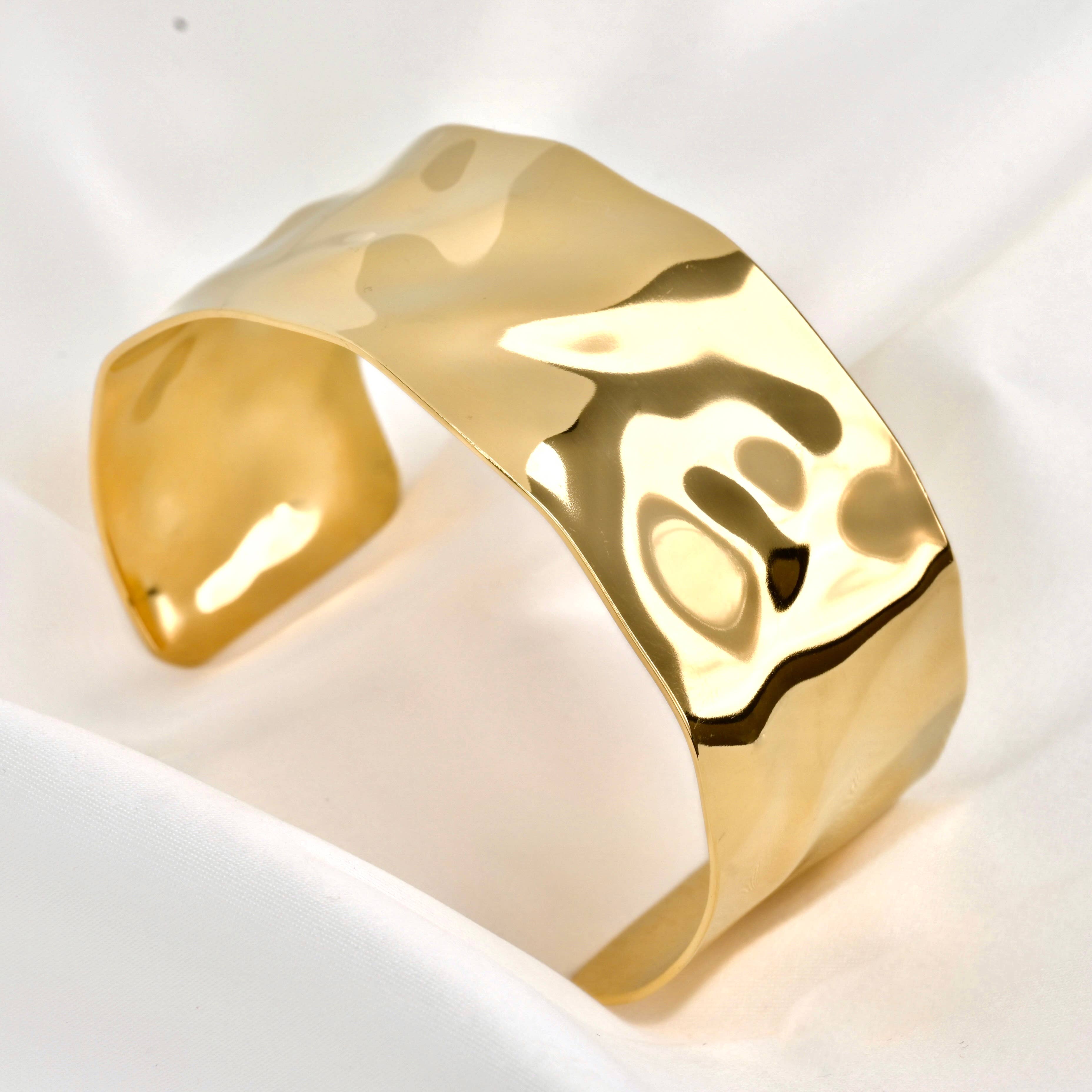 Blueyejewelry - Wholesale Cuff Bracelet - Statement Cuff Bracelet - Waterproof Wide Gold Bangle6