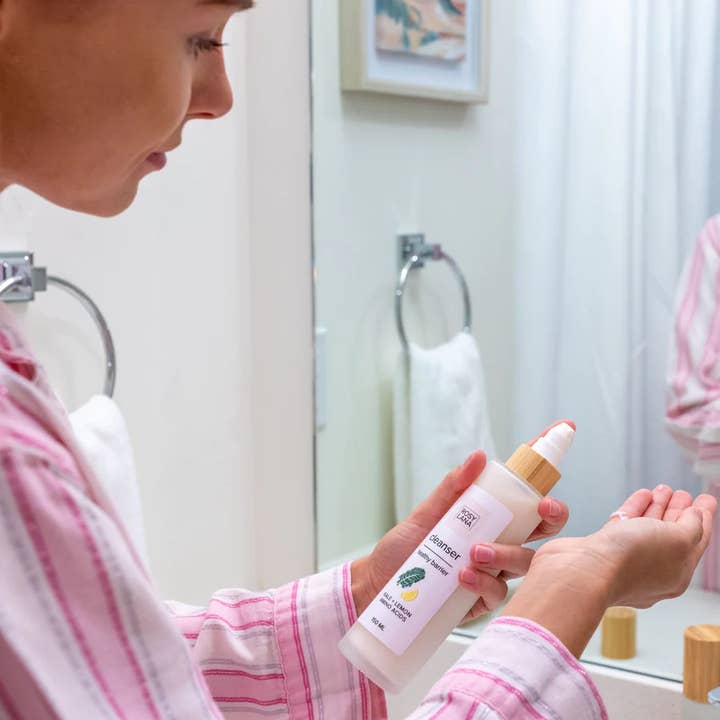 Rosy Lana - Wholesale Facial Cleanser - Kale and Lemon Cleanser1