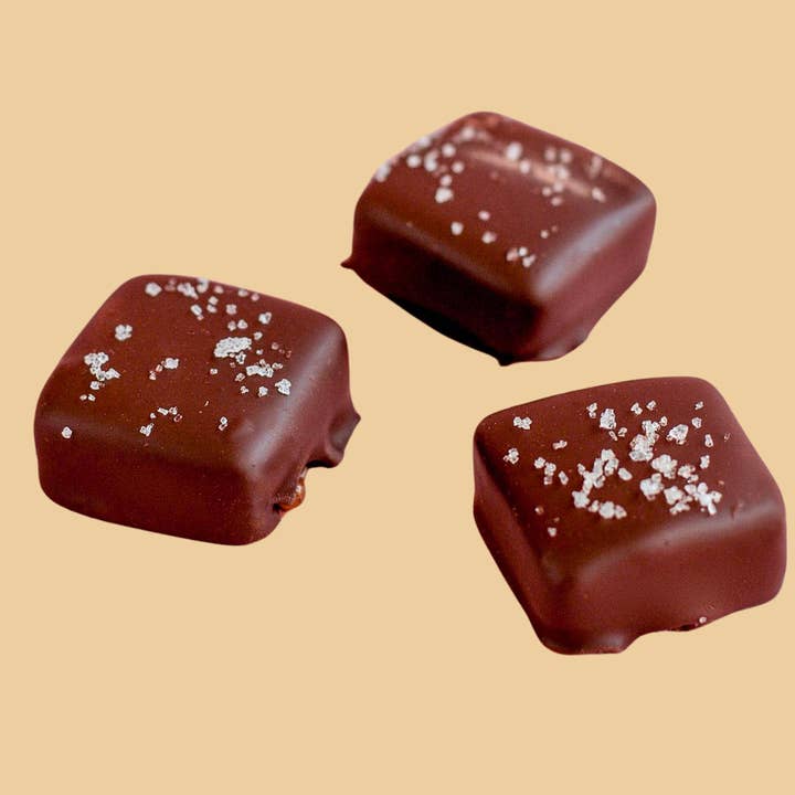 Markham & Fitz Chocolate - Wholesale Chocolate Box - Sea Salt Caramel in 70% Dark Chocolate, 2pc Box