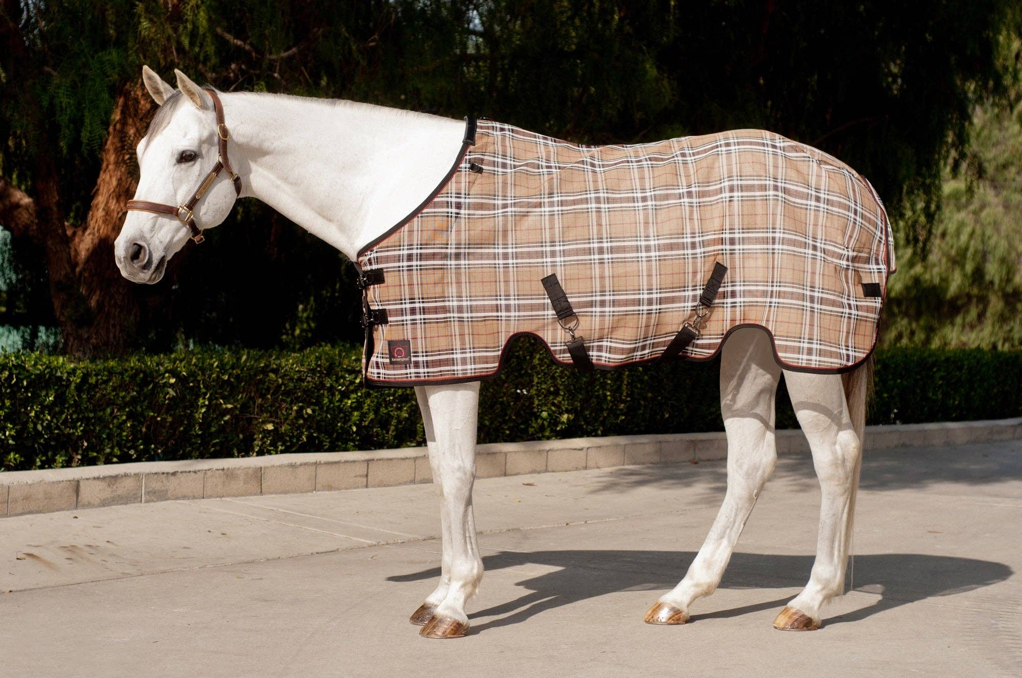 Kensington - Wholesale Horseback Riding Gear - 73% UV Horse Protective Fly Sheet SureFit® Designed for an ideal Fit0