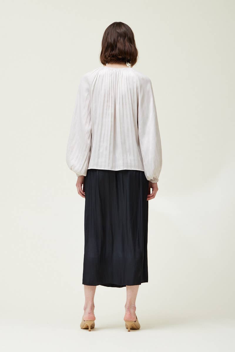 Grade & Gather – Großhandel Bluse – Damen – 41815NS - TOP AUS PLISSIERTEM SATIN1