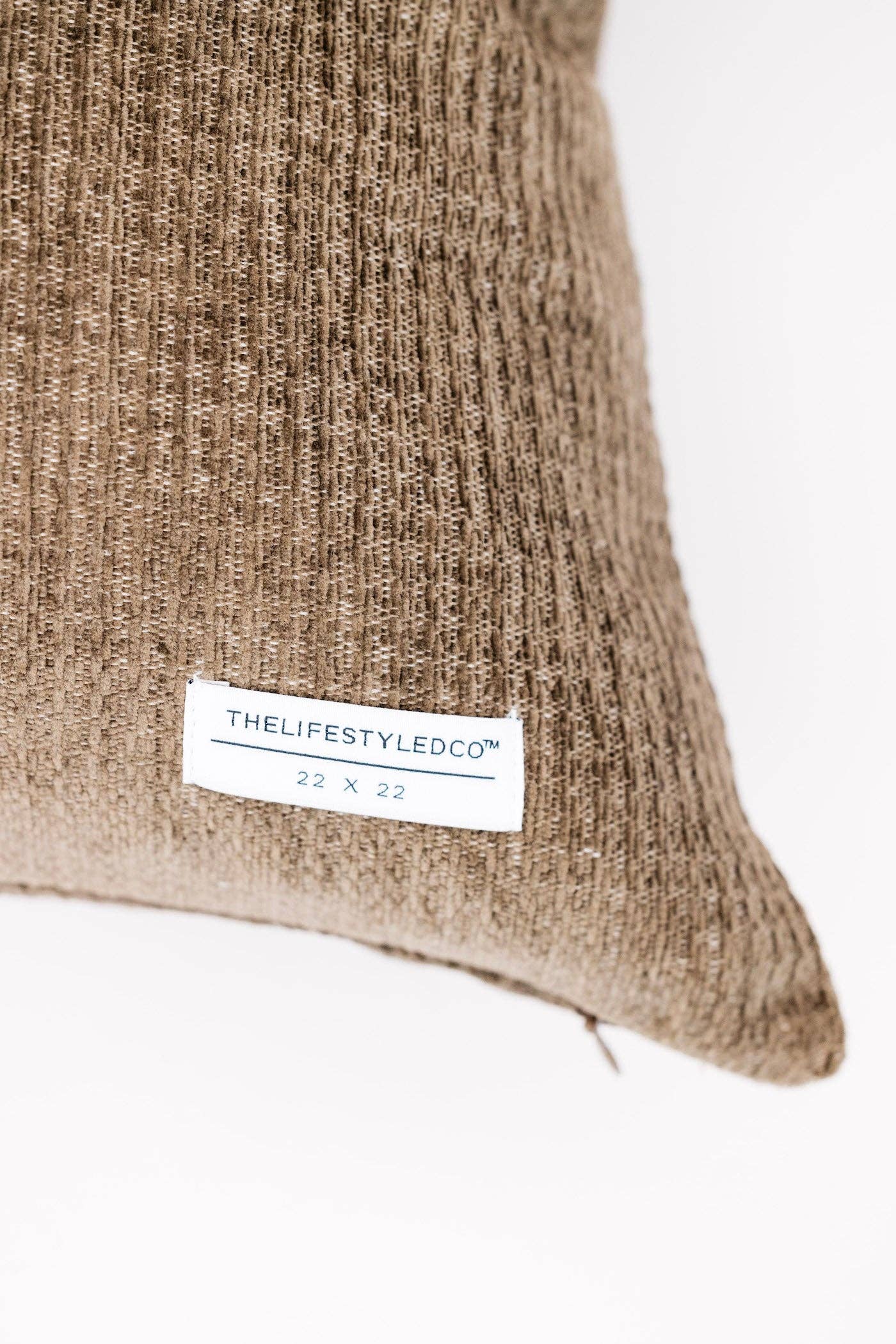 THELIFESTYLEDCO - Wholesale Throw/Decorative Pillow - Tobias Chenille Houndstooth Pillow - Olive - 2 Sizes2