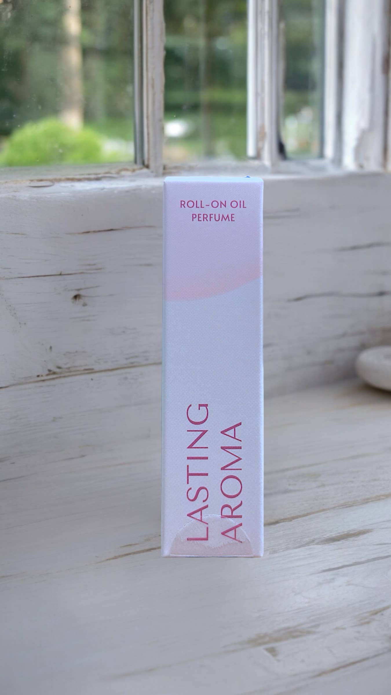 Monumental Candles LLC - Wholesale Roll-On Fragrance - Breeze Roll-On Oil Perfume 1