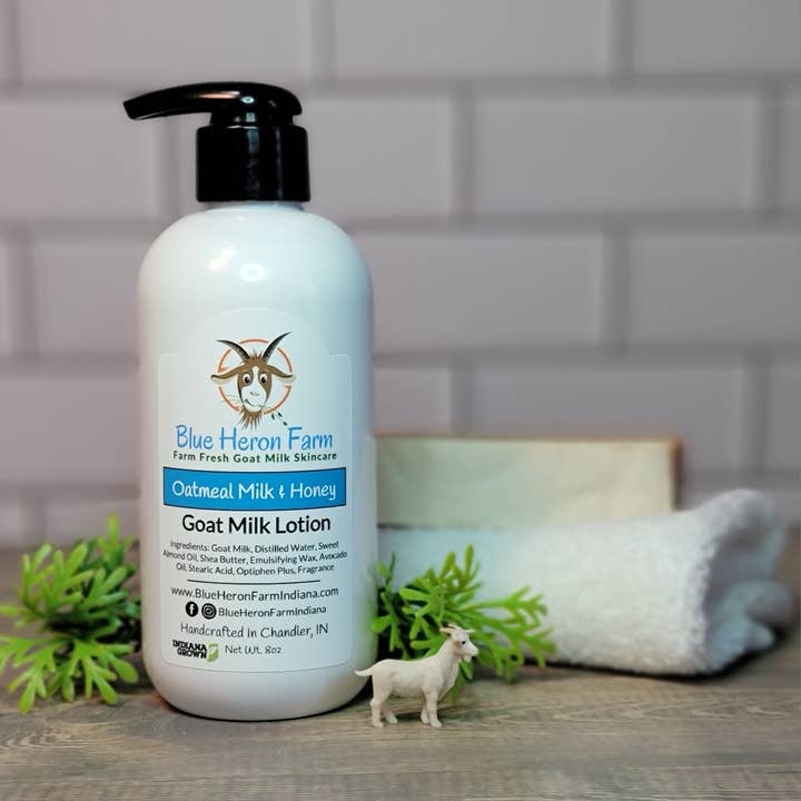 Lotion au lait d'avoine et au miel de chèvre pour la vente par Blue Heron Farm