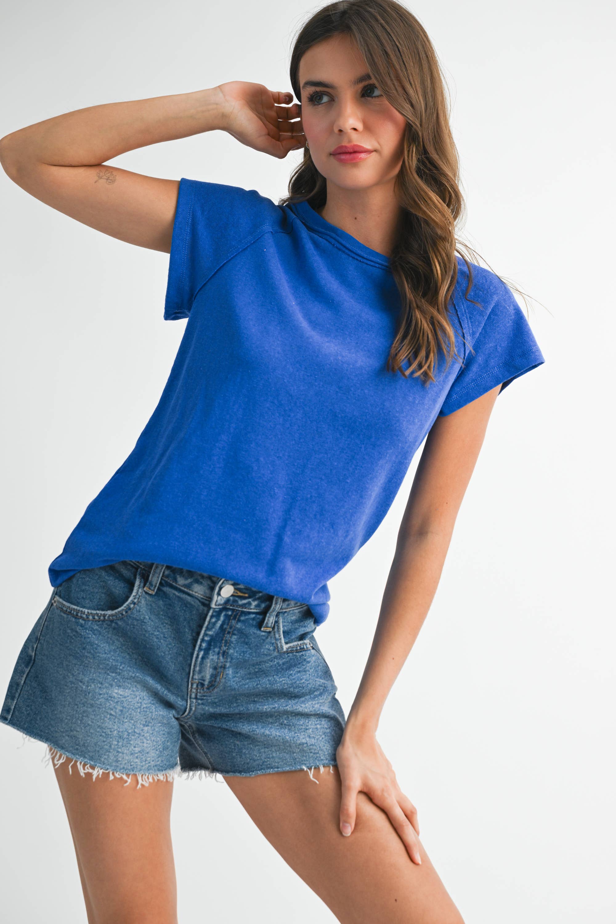 AEMI + CO - Wholesale T-Shirt - Women's - 8369FN Ivy Tee37