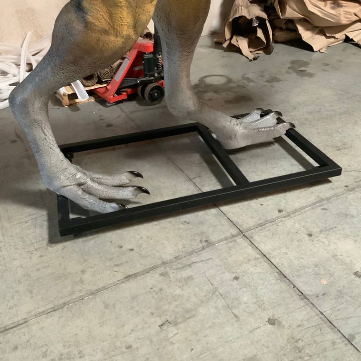 LM Treasures - Wholesale Figurine Toy - Kids - Australovenator Dinosaur Life Size Statue12