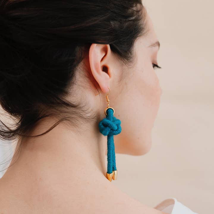 Knottinger - Wholesale Dangle Earrings - Diamond knot earrings1