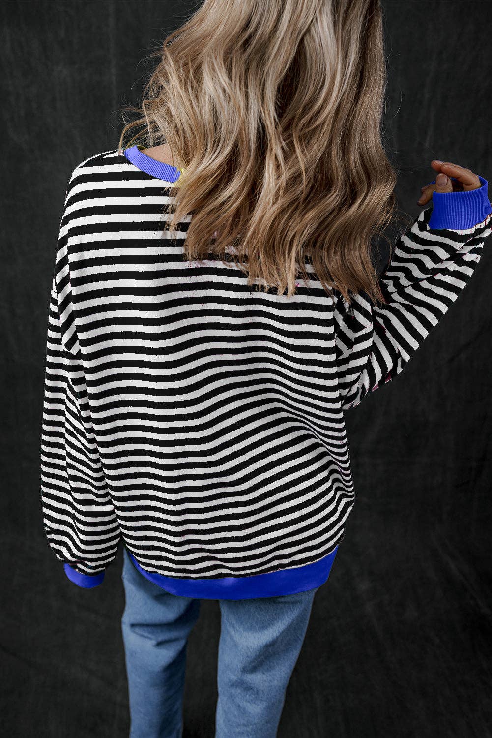 Amaryllis Apparel - Wholesale Sweatshirt - Women's - Stripe Oversized Contrast Trim Pullover Sweatshirt7