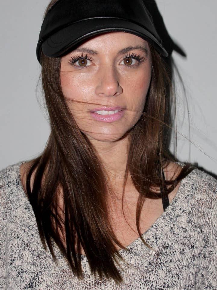 Gewachstes Tennisvisier für den Großhandel von Knotty Accessories