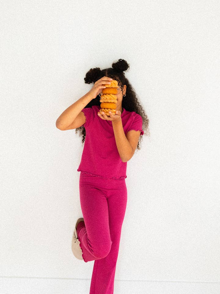 Maglietta Gioventù Lattuga Hem per la vendita all'ingrosso da parte di Jax & Lennon Clothing Co.