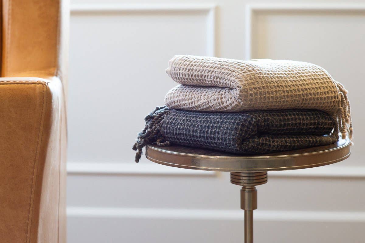 Teema Towels – Großhandel Badehandtuch – Die silberne Waffel3