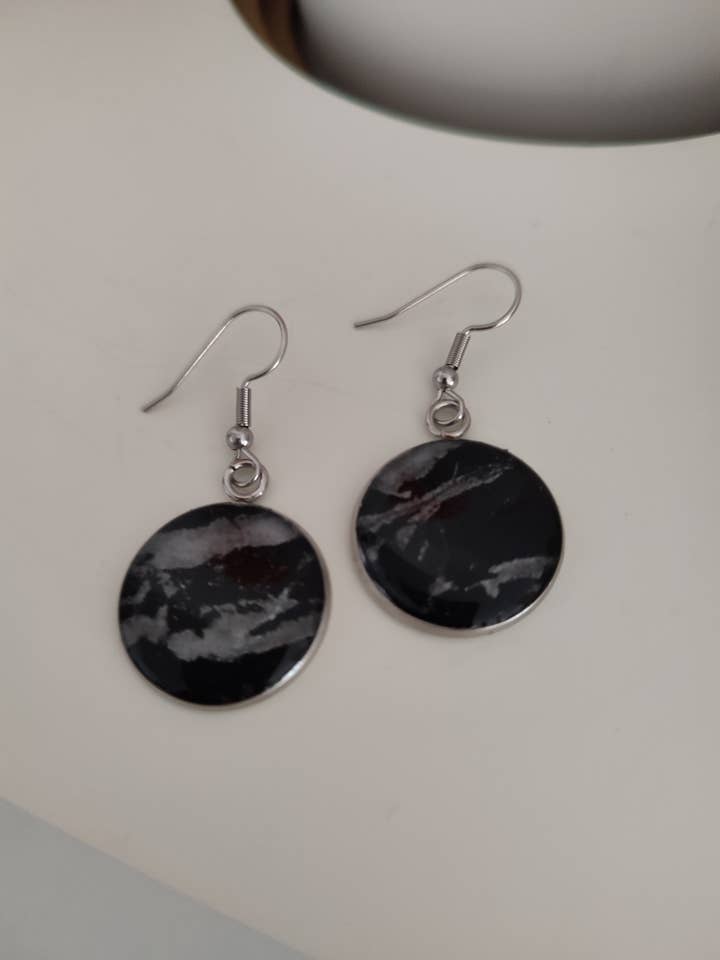 SMALL RESIN FOG EARRINGS for wholesale by catsplatayresina