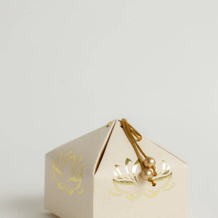 Decorasian - Venta al por mayor Caja de regalo - Caja de regalo Lotus beige2