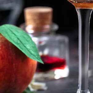 Södra persika och champagne kroppsolja för wholesale av Simply J Beauty INC.