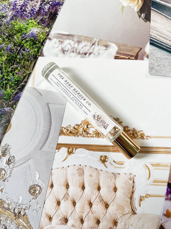 ROLLERBALL | Light Academia (10 ml) pour la vente par The Nerf Herder Co.