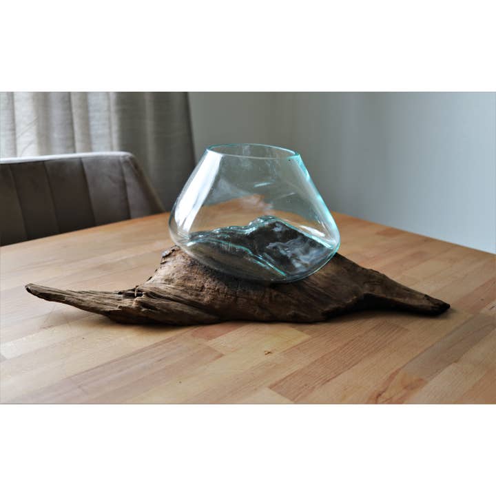 Cohasset Gifts – Engroshandel Skulptur – 20" Lang Teak Træ & Smeltet Glas Skulptur