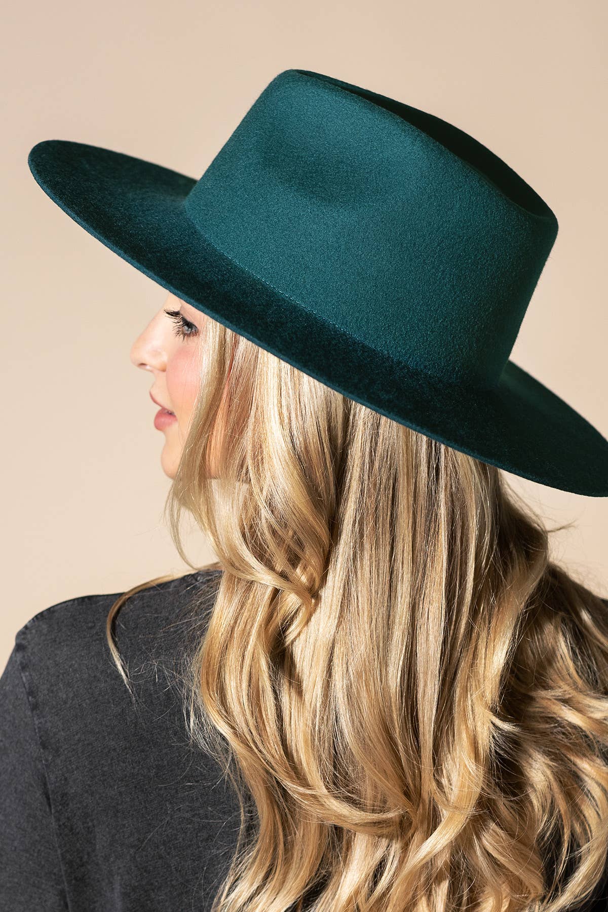 Urbanista – Großhandel Fedora-Hut – Damen – 100 % australischer Woll-Panama-Hut mit Tropfen-Krone und steifer Krempe – Ruggine37