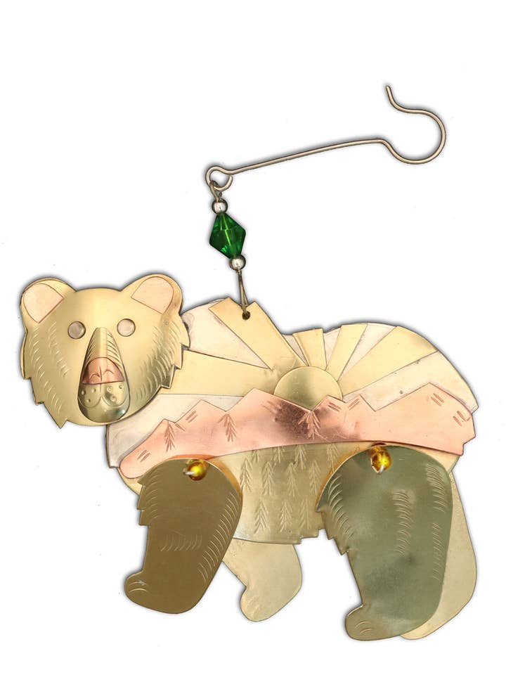 Woodland Grizzly Ornament voor wholesale door Pilgrim Imports