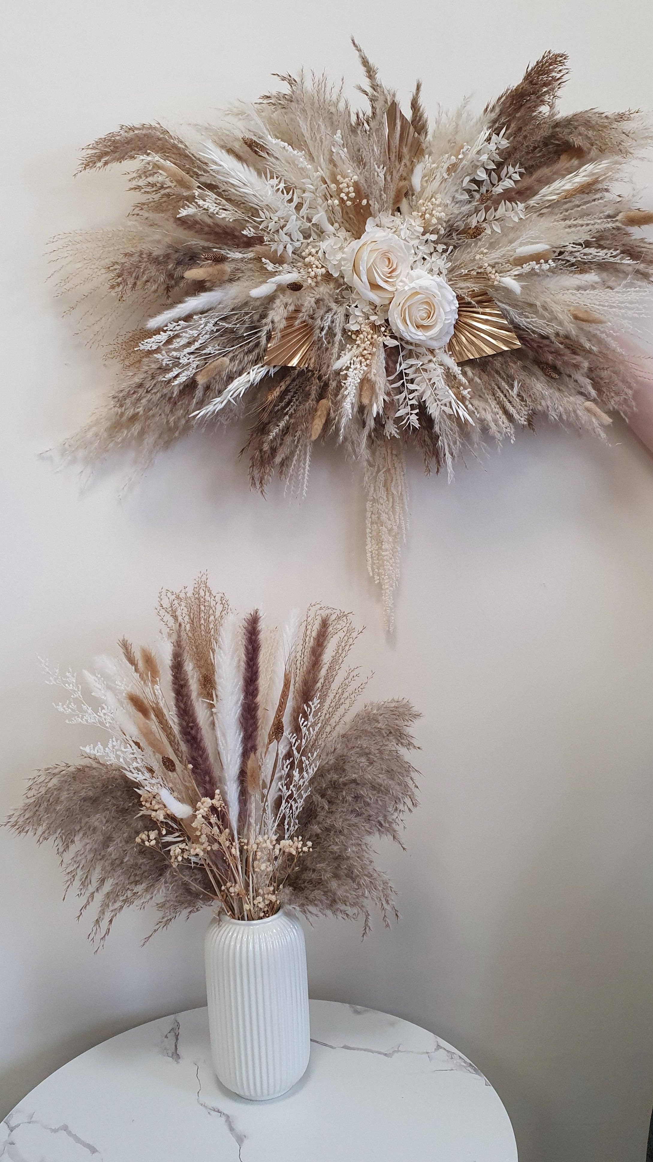 Opal Lily - Wholesale Dried/Pressed Flowers - Dried Pampas Wall Decor - Brown2
