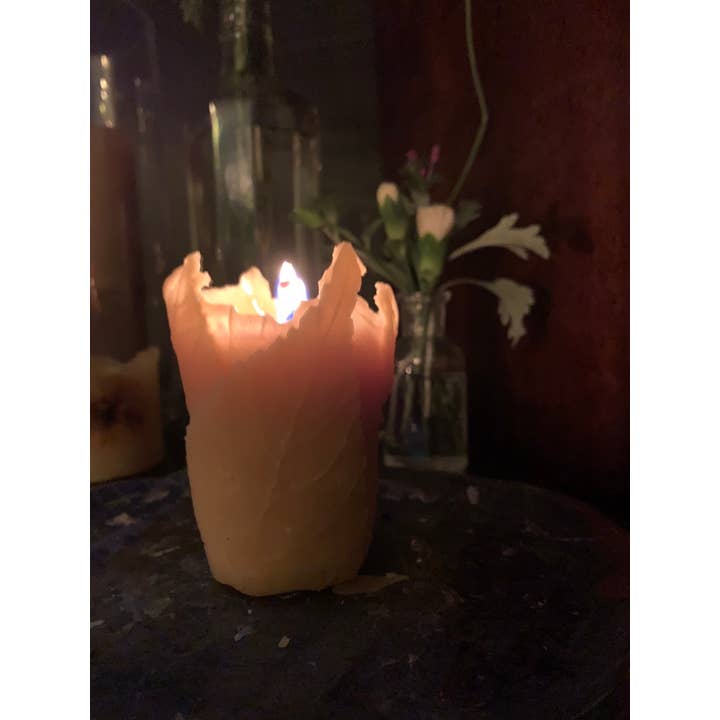 Buzz In The Hills - Wholesale Pillar Candle - 100% Beeswax Candle - Large Leaf Pillar3