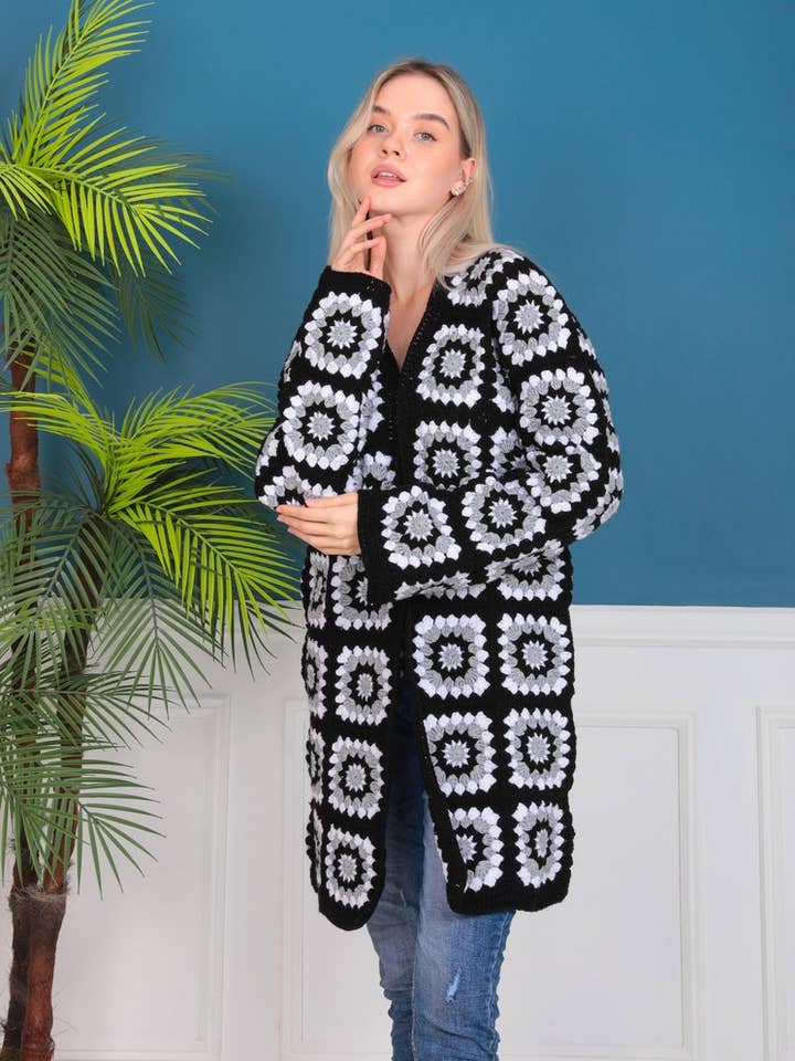 Handmade Crochet & Knit Clothing for wholesale by chandakashop