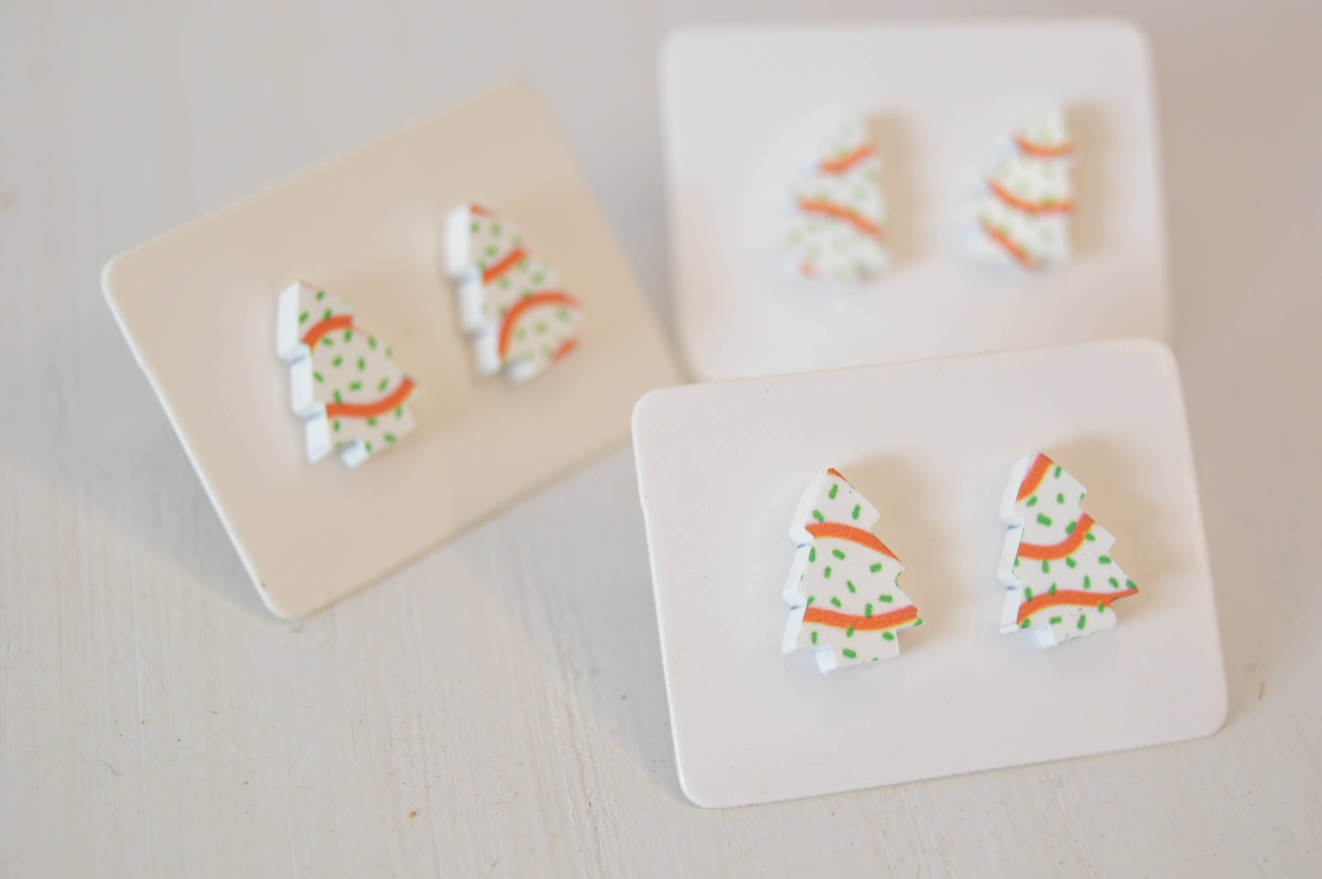 The Adorned Fox – Großhandel Ohrstecker – Ohrstecker für Weihnachtsbaumkuchen, Acrylohrringe,2