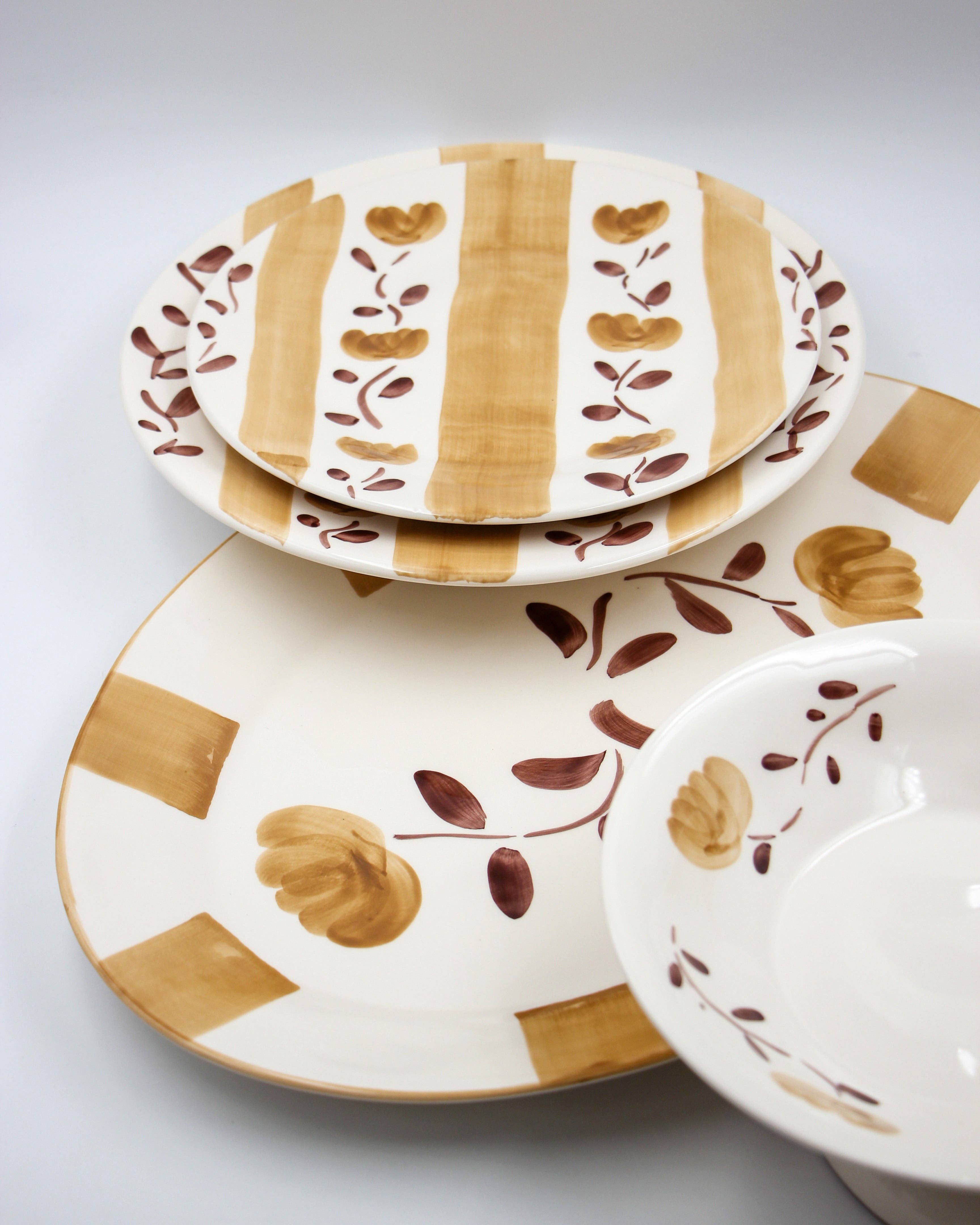 Pó de Barro - Wholesale Flatware Serving Piece - Dolce Latte Ceramic Serving Platter4