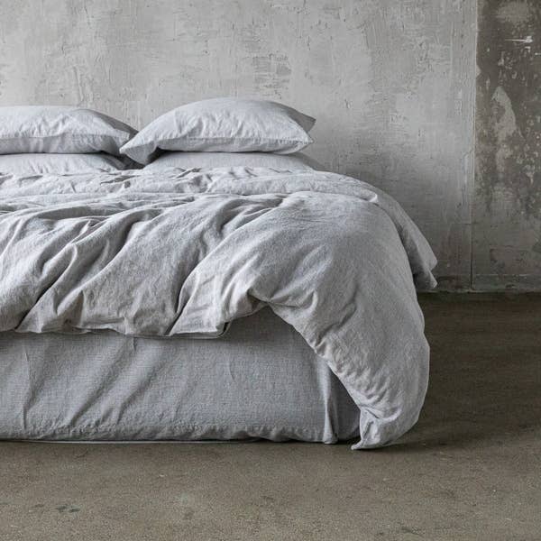 LinenMe - Wholesale Duvet Cover - Linen Duvet Graphite Washed Pinstripe0