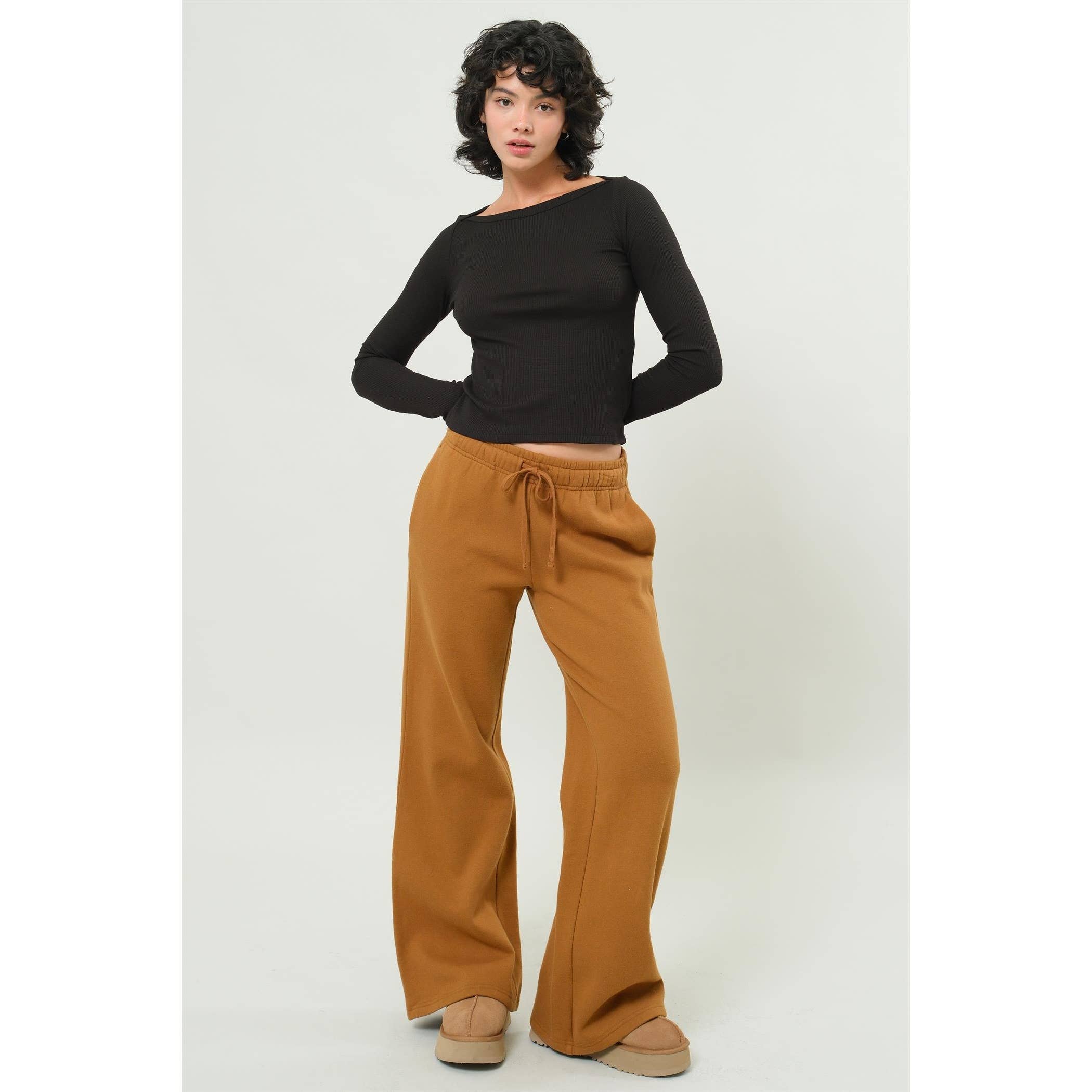 HYFVE - Vendita all'ingrosso Pantalone - Donna - Pantaloni a Gamba Larga con Coulisse a Vita Media34