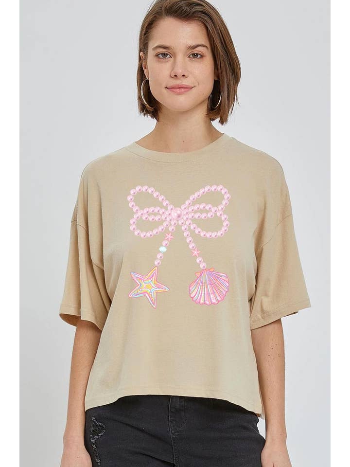 COLORBEAR - Wholesale T-shirt (graphic) – women's - Pink Clam Pearl Bow Graphic Relaxed Crop Top5