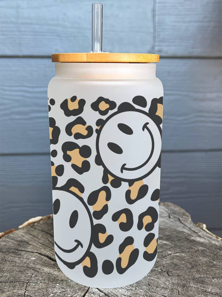 16oz gefrostetes Eiskaffeeglas mit Deckel und Strohhalm für den Großhandel von Lester Lou’s Designs