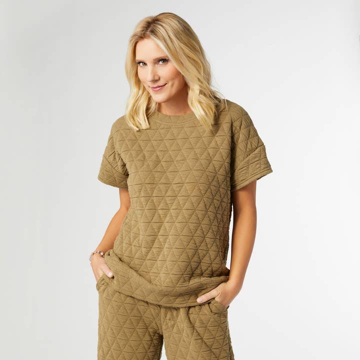 COCO + CARMEN - Wholesale T-Shirt - Women's - Cute Quilt Top