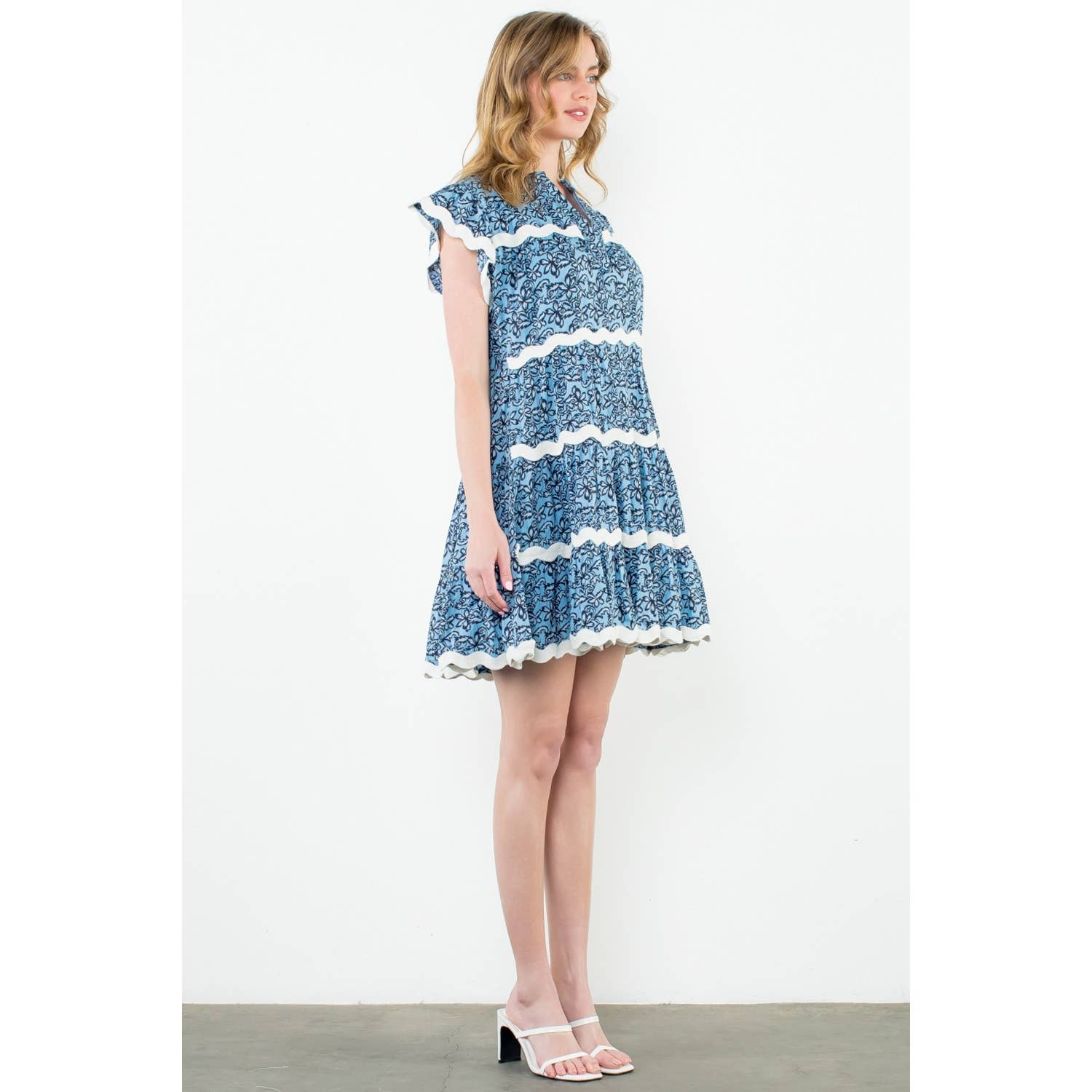 BLUE Wave Trim Flutter Sleeve Print Dress for wholesale on Faire5