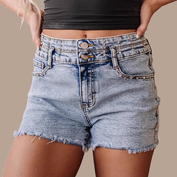 Denimshorts med høj talje med pigge for engroshandel hos EmberLoom