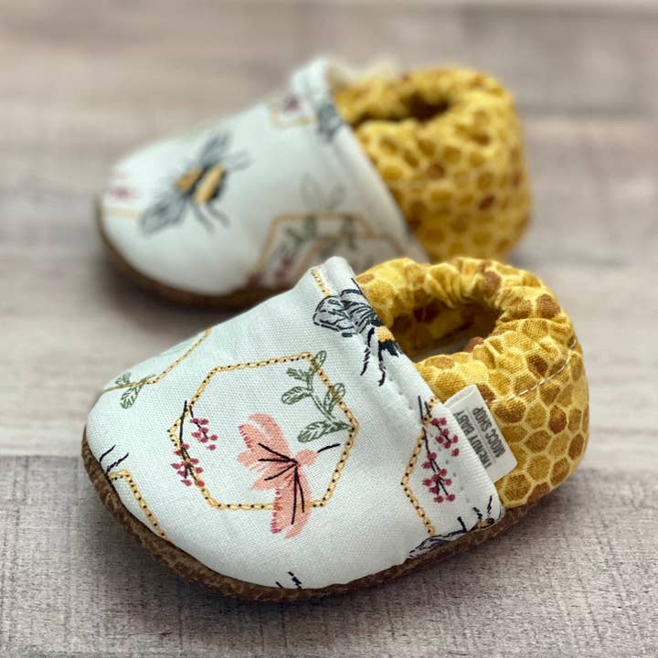 Bees and Honey Moccasins for wholesale by Trendy Baby Mocc Shop