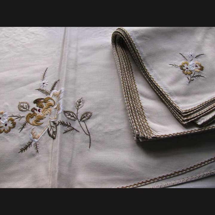 Art Embroidery Chrysanthemum Hand Stitch 70" Round Ecru for wholesale by Eastern Sunrise Lace And Linens Inc.