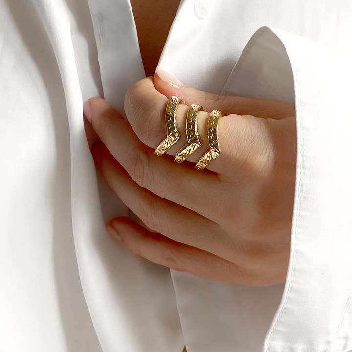 HELLES - Wholesale Cocktail/Statement Ring - 3 ROW POINT RING1