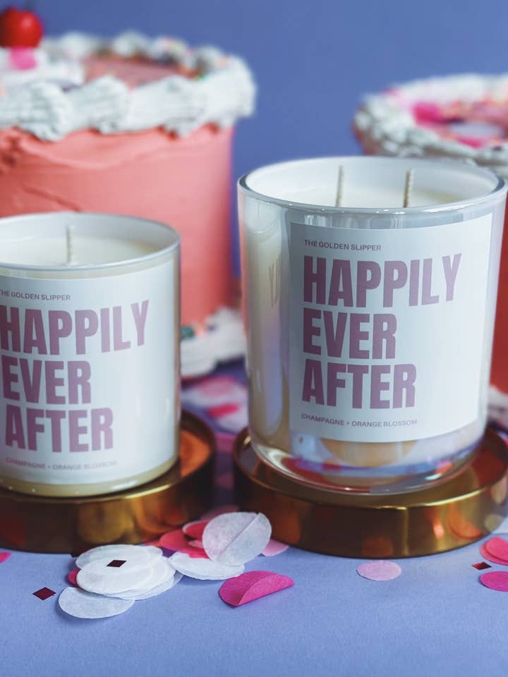 "Glücklich bis ans Ende ihrer Tage" Vegane Sojawachskerze für den Großhandel von The Golden Slipper