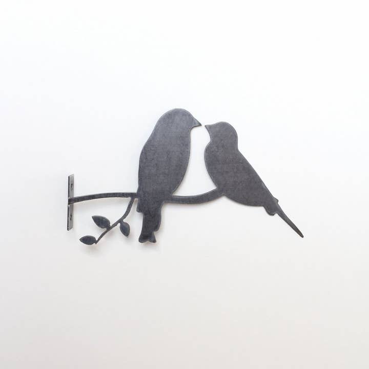 Highland Ridge | Handmade Home Decor - Wholesale Outdoor Ornament/Decor - Metal Bird Statue - Love Birds Statue7