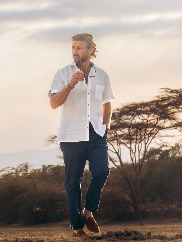 KOY CLOTHING - Venta al por mayor Camisa con botones - Hombre - Camisa blanca de lino de manga corta