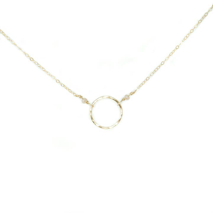 Rae halsketting met blush voor wholesale door Rippie Mae