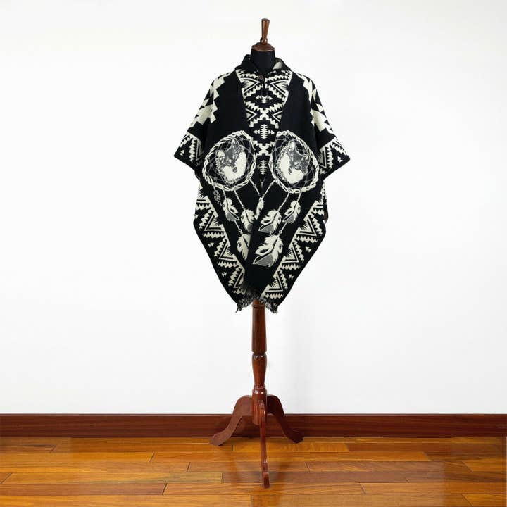 ECUALAMA – wholesale Poncho - Unisex – Lupu - Baby Alpackaull Unisex Hooded Poncho Pullover XXL - Varg mönster