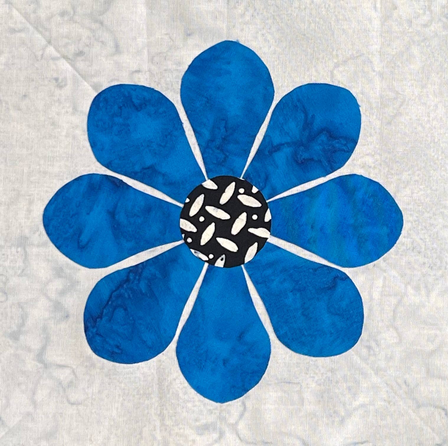 Free Bird Quilting Designs - Wholesale Quilt - 26. The Little Petals Quilt19