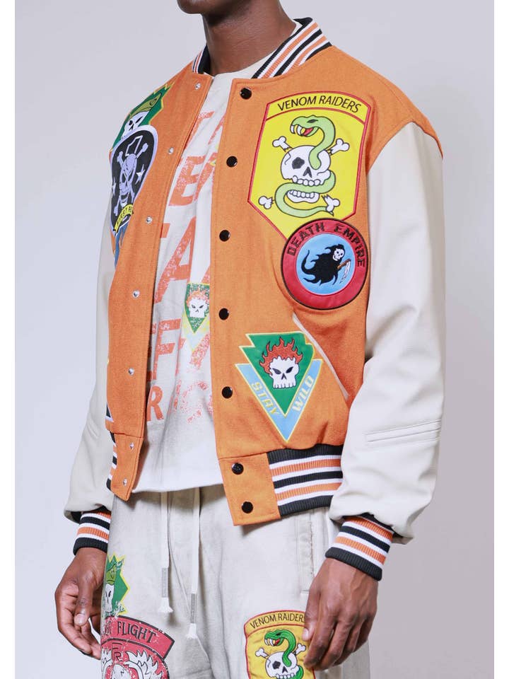 Orange VESTE VARSITY À LOGOS PARTOUT en vente sur Faire7