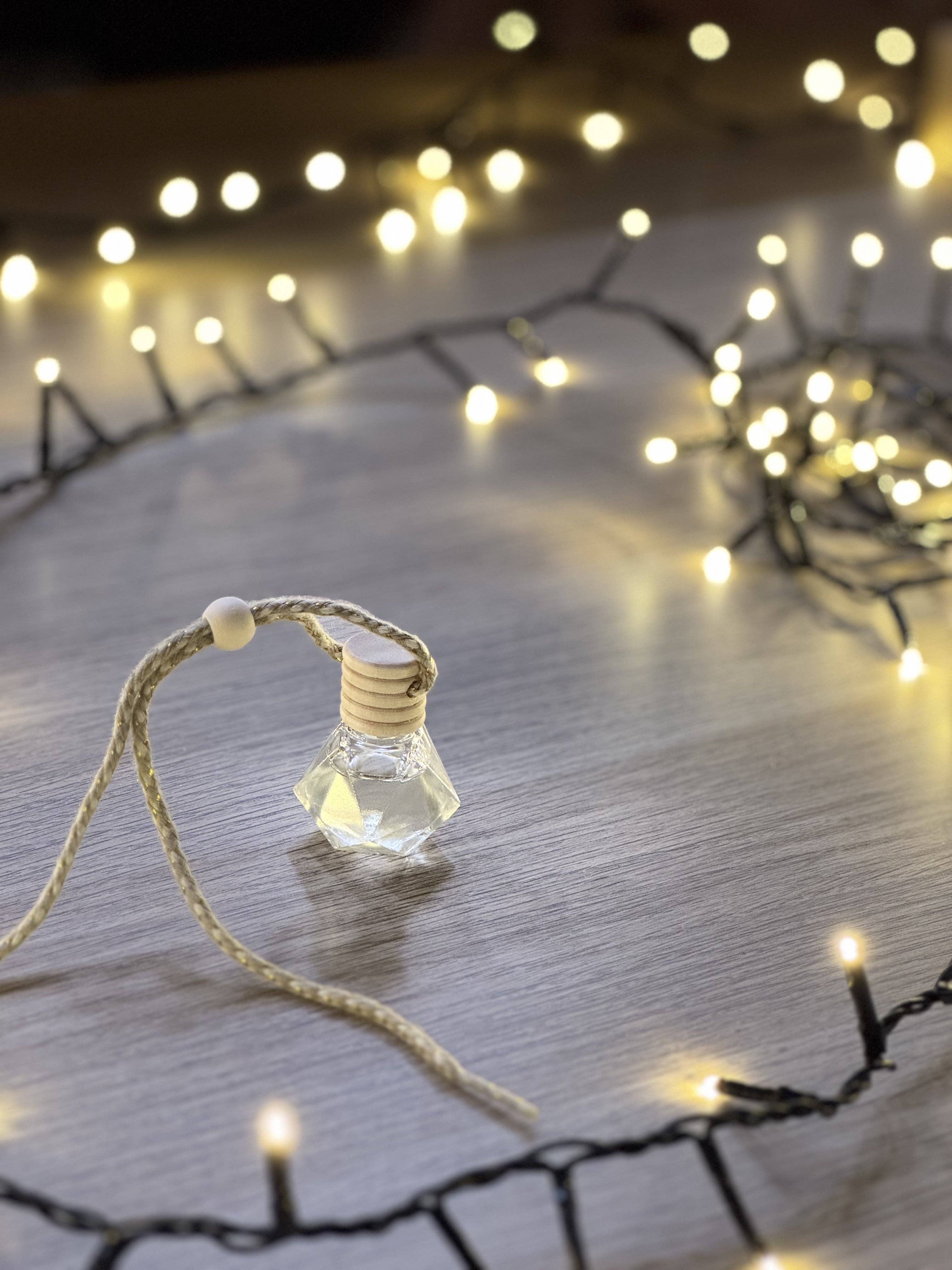 THE NINE SPACE - Wholesale Reed Diffuser - MINI ROOM FRAGRANCE - Car, Wardrobe Diffuser4