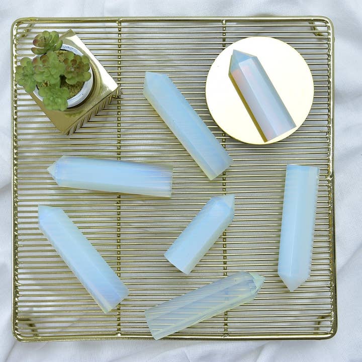 Pointe d'Opalite | Générateurs d'Opalite | Pointes de Cristal d'Opalite | Pointes de Pierre d'Opalite | Pierre d'Opalite | Pointes d'Opalite pour la vente par Yellow Tree Company