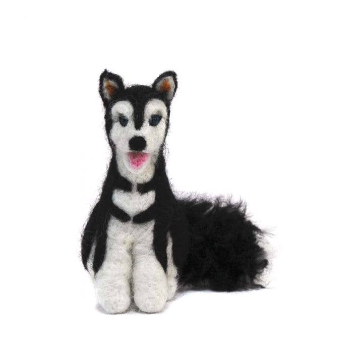 Lanart Alpaca – wholesale Decorative figurine – Husky Dog - Artisan Hand-Felted Alpaca Sculpture0