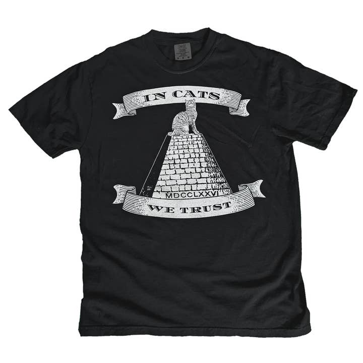 T-shirt graphique "In Cats We Trust", t-shirt de la boutique pour animaux Cat Café pour la vente par Xenotees