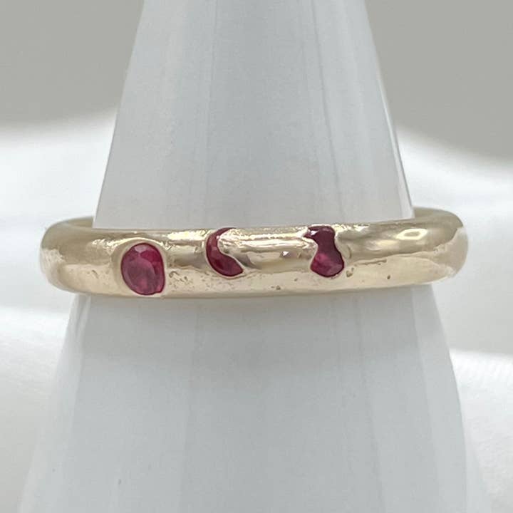 #1 Rubin 3 stenar för wholesale av Amory C Jewelry