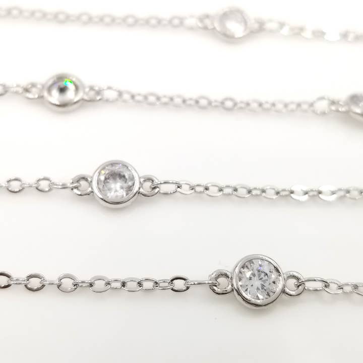 findings4uGem - Vendita all'ingrosso Collane a catena e maglie - Collana a catena con maglia a piede con diamante rotondo CZ trasparente, CH0037